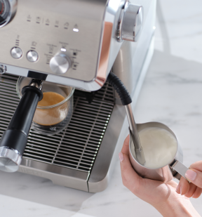 Cafetera Espresso Manual DeLonghi La Specialista Opera EC9555M con Cold Brew