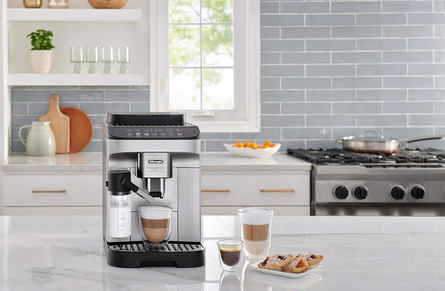 Máquina de Café Superautomática DeLonghi Magnifica Evo ECAM29084SB