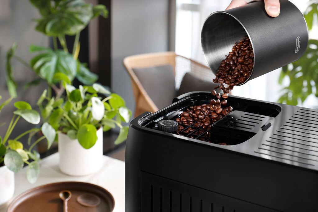 Máquina de Café Automática DeLonghi Magnifica Plus ECAM32070SB